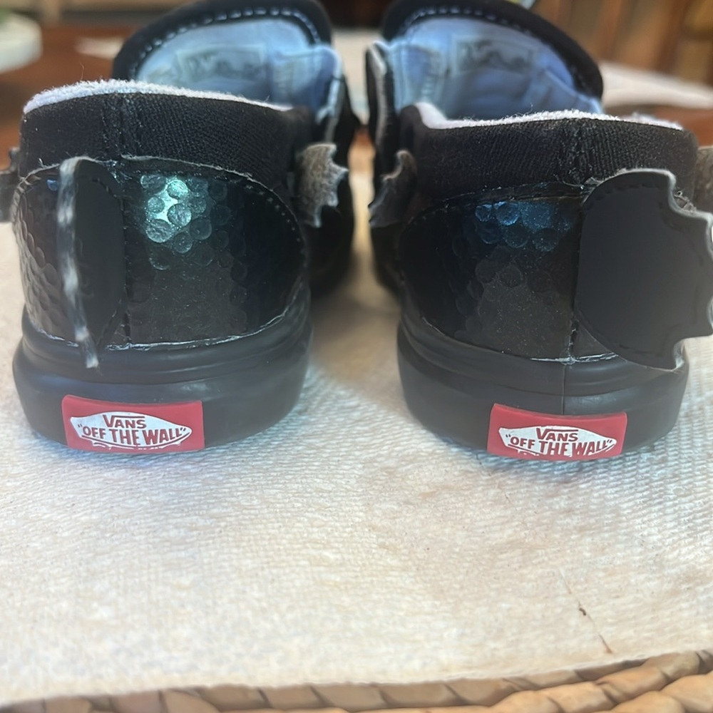 Vans T Slip-On V Angler Fish Size 9 toddler preloved good condition black/ white - Picture 5 of 8